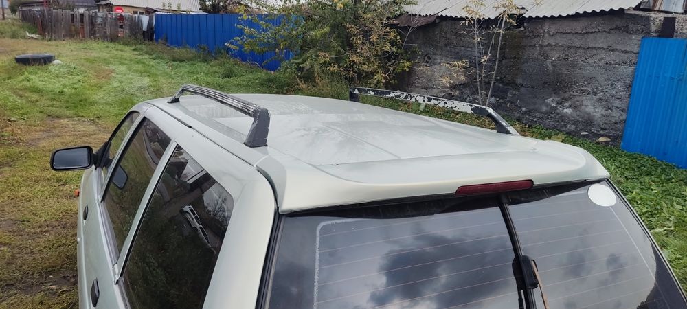 автомобиль универсал