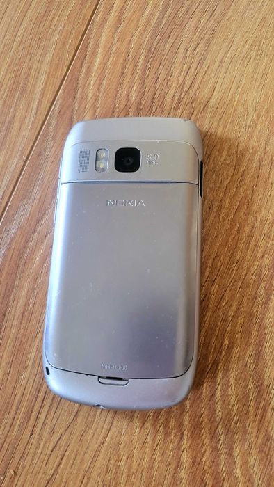 Телефони за части :Iphone, Samsung и Nokia