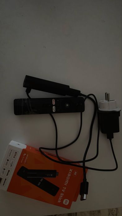 Пульт и флешка Xiaomi Smart TV Stick 4K +
