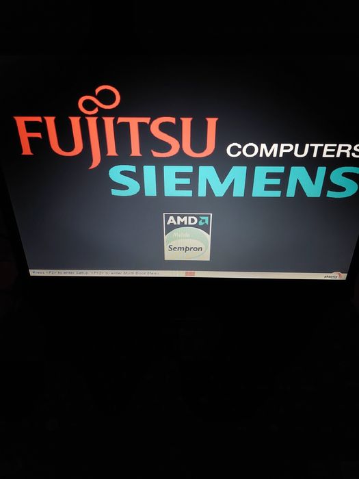 Fujitsu  Siemens AMILO