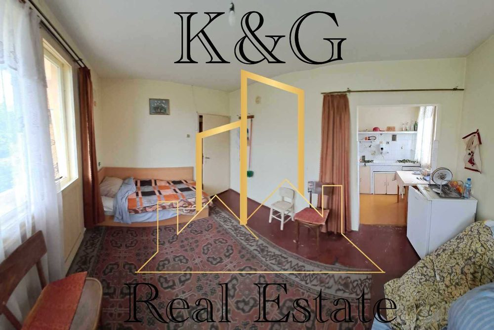 Продава се Къща в с. Гецово, Област Разград - 194 кв.м за 526 €/кв.м - Снимка #2