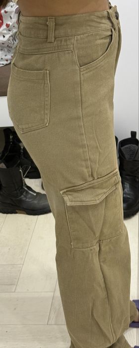 Джинсы бежево-хаки