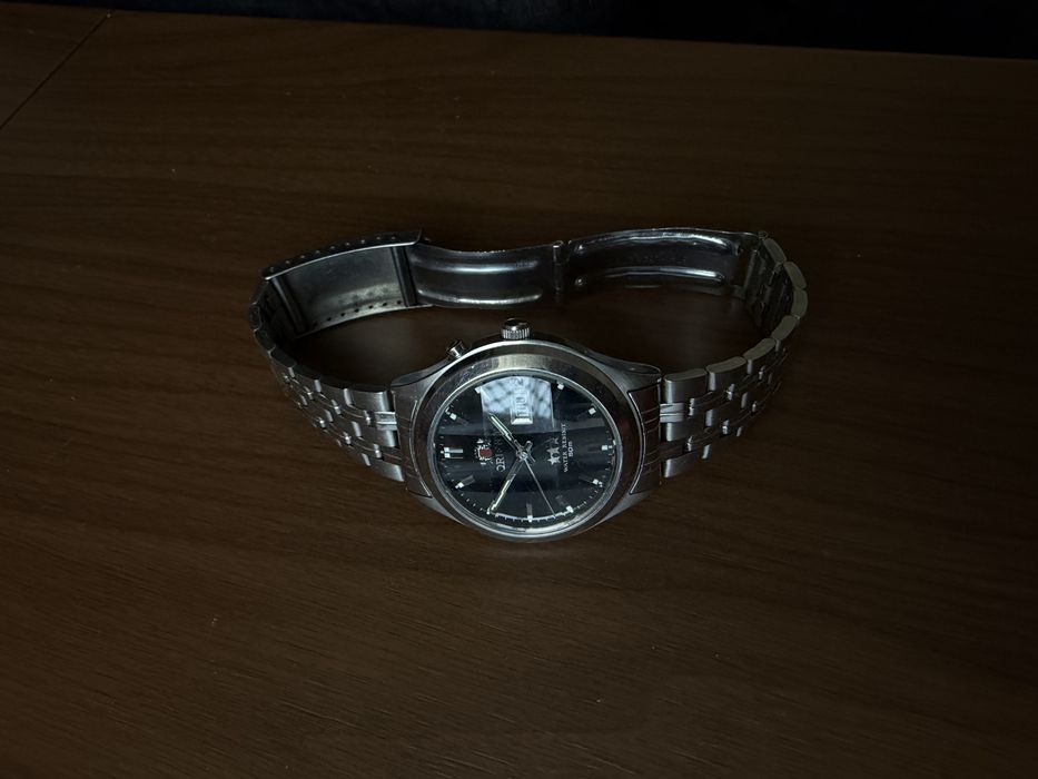 Продам часы Orient механические