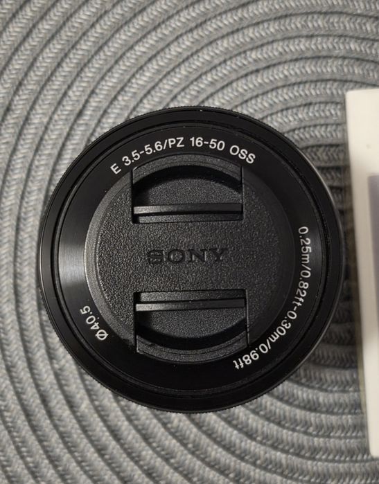 Obiectiv Sony 16-50mm/f3,5-5,6 OSS