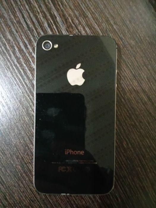 iPhone 4S (8 ГБ) Xiaomi Redmi 5 plus va 45 wtli taypsi zaryadnik b.n