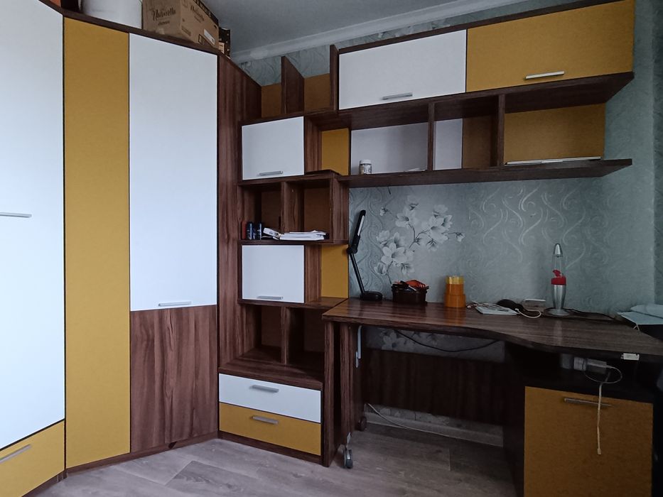 Продам стенку в детскую