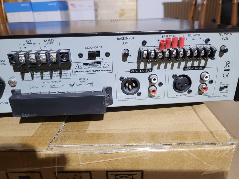 Amplificator / mixer audio profesional 240W RMS Proel AUP240R