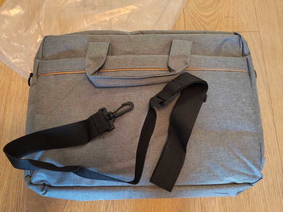 нова чанта за лаптоп 15'6