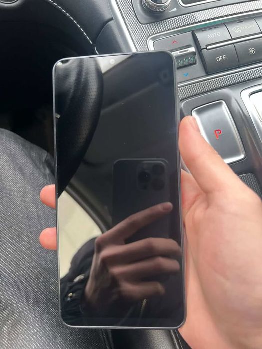 Продам Самсунг А07