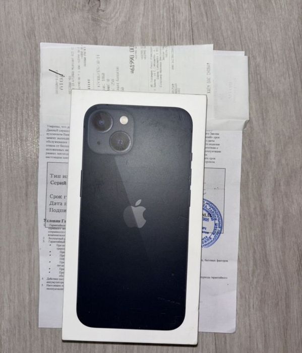iPhone 13 128Gb с гарантией
