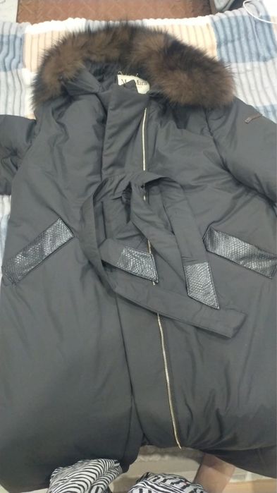 Пуховик Max Mara новый с этикеткой!