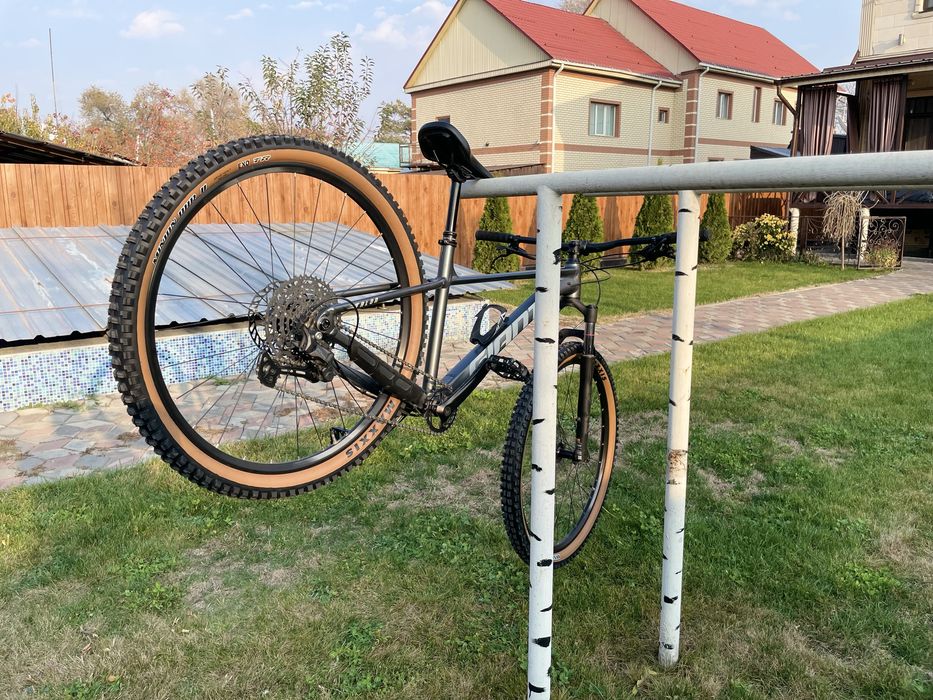 Велосипед горный GIANT TALON 1 2025