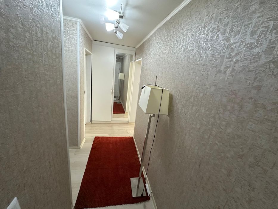 Продам квартиру в центре Бурабай