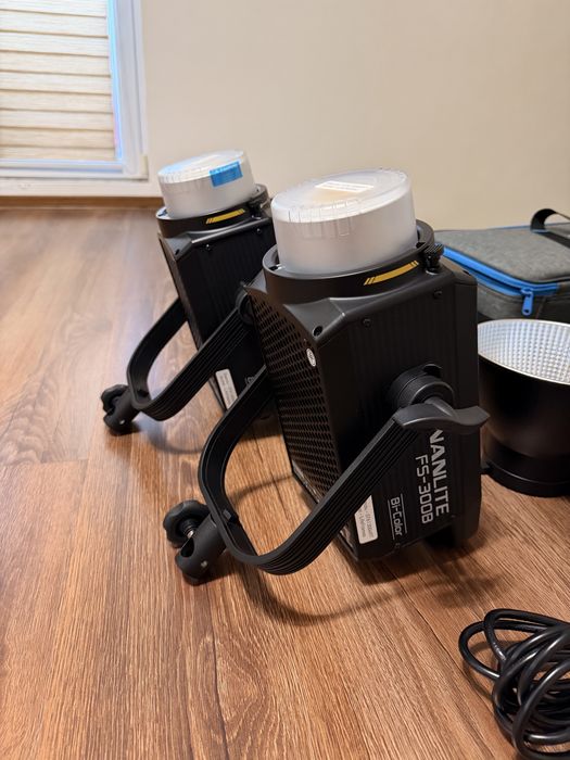 Set 2 lampi Nanlite FS 300 b bicolor garantie f64