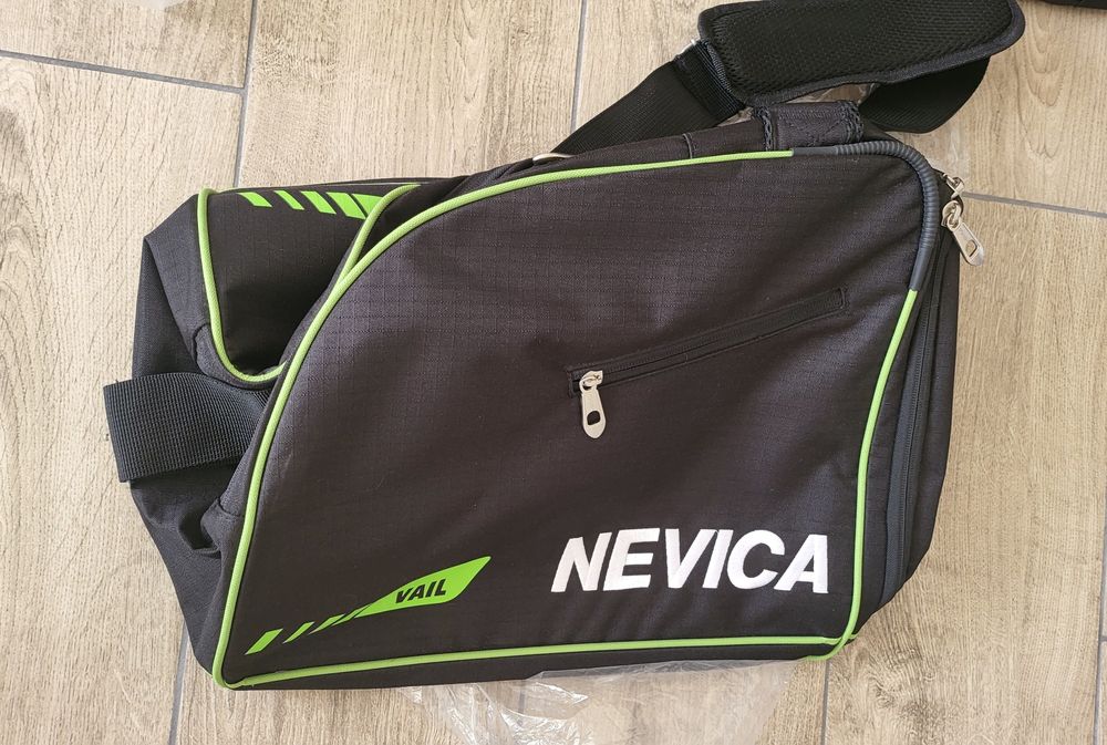 Продавам нова Nevica Ski Bag за ски обувки
