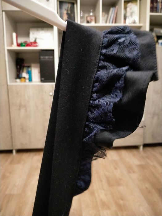 Юбки, брюки, платье.