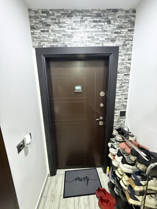 Продава се Тристаен апартамент в Казанлък - 65 кв.м за 1491 €/кв.м - Снимка #3