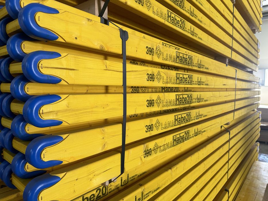 Placa galbena pentru cofrare cofraje Doka Tego panouri LANA PERI foi