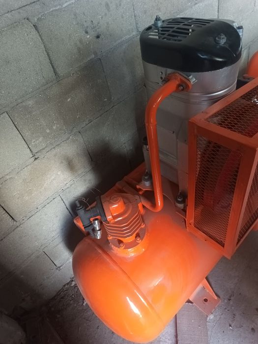 Продам новый компрессор 500000