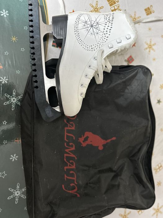 Продам Коньки для девочки