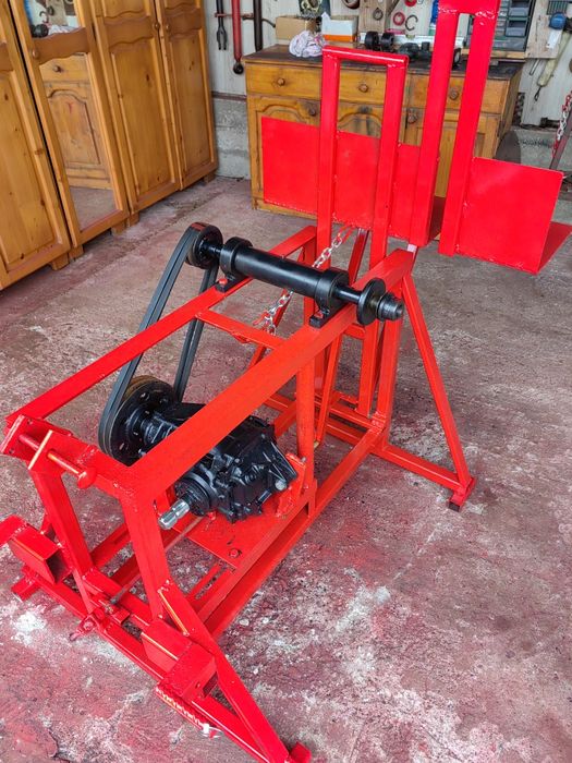 Circular dupa tractor