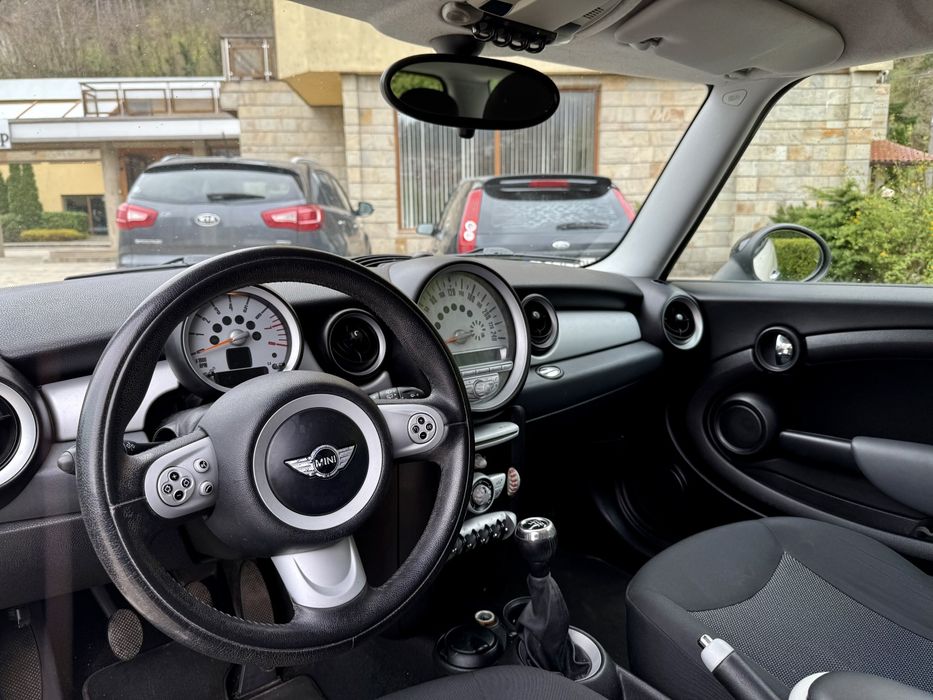 Мини купър Клубмен 1.6