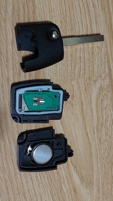 Vand chei noi tip briceag  pentru Ford