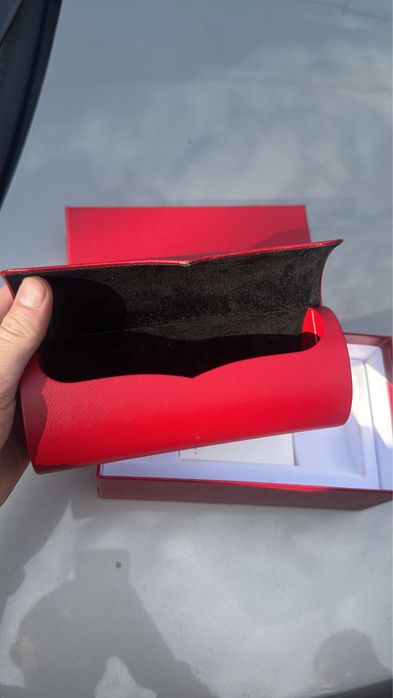 Toc ochelari cu cutie cartier