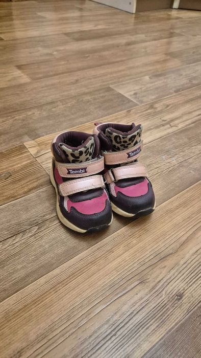 Детская обувь на девочку