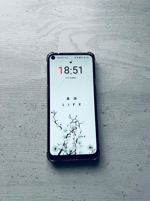 OnePlus 9 Pro . .