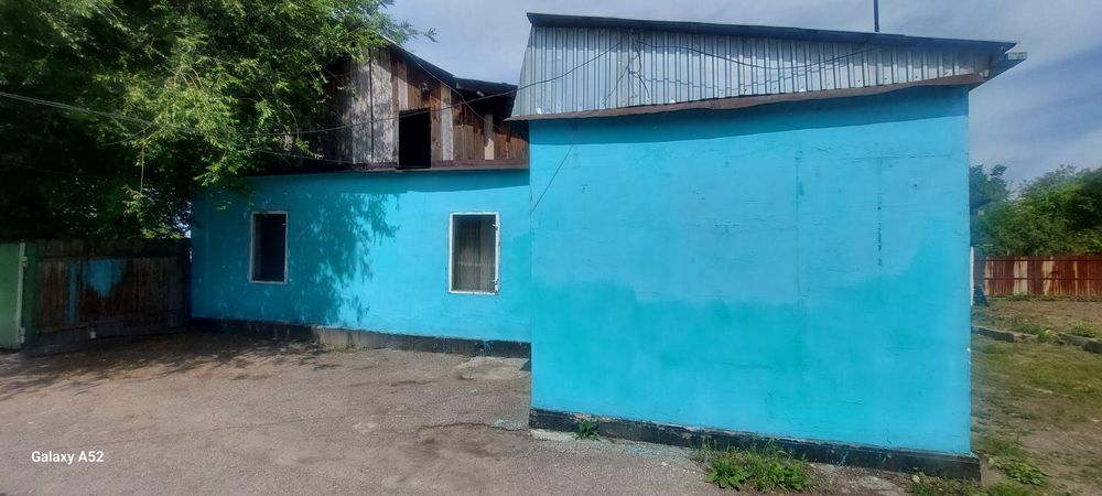 Продаётся     дом   .