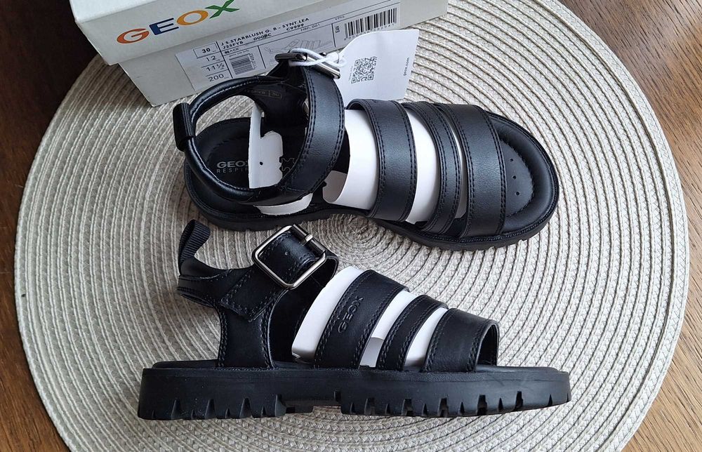 Нови сандали на Geox, Camper за момиче - н. 30