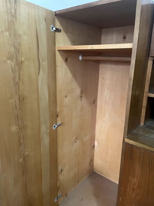 Бюфет и/или гардероб, дървени - подаряват се