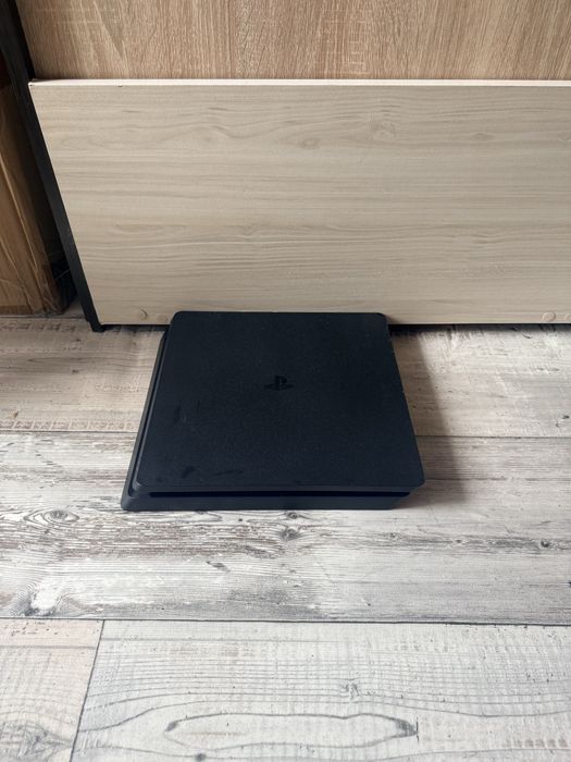 Playstation 4 с профил