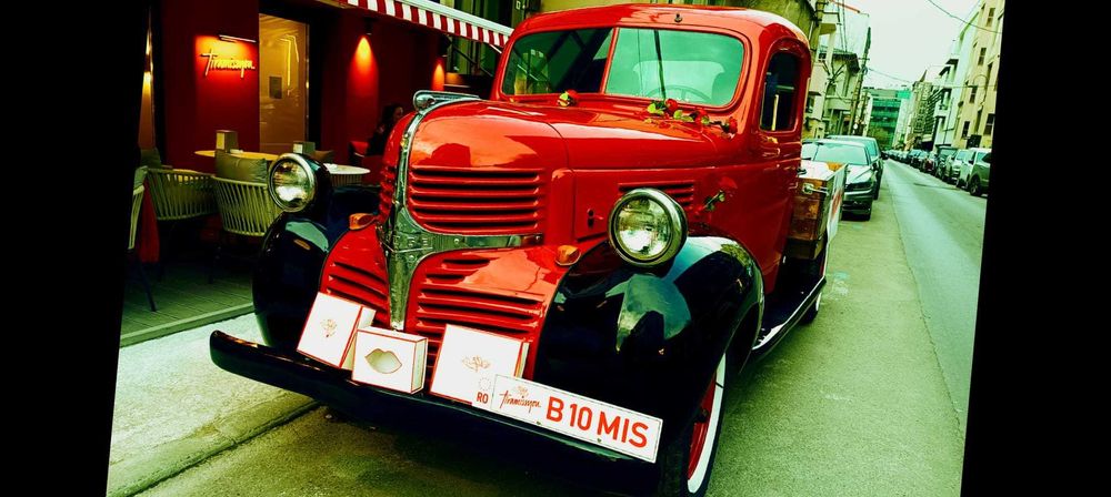 Inchiriez masina de epoca Dodge Half-Ton Pickup 1940