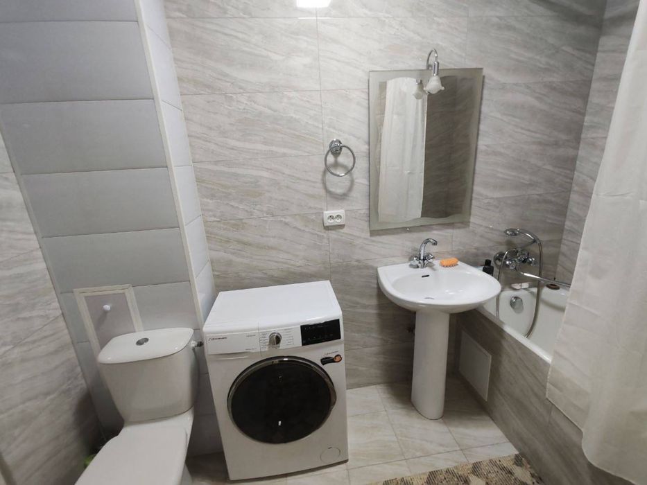 Продается 1в2 комнатная квартира Ц2 ул. Гоголя Алайский