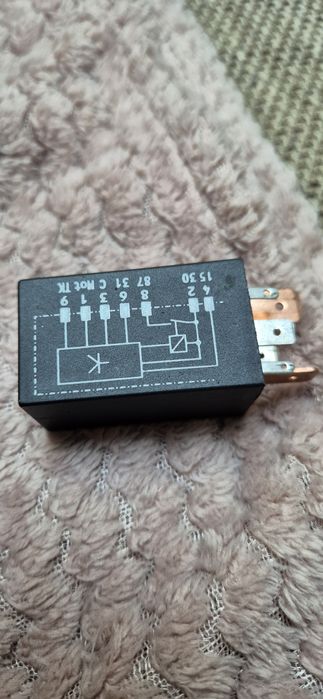 Releu pompa combustibil grupul VAG