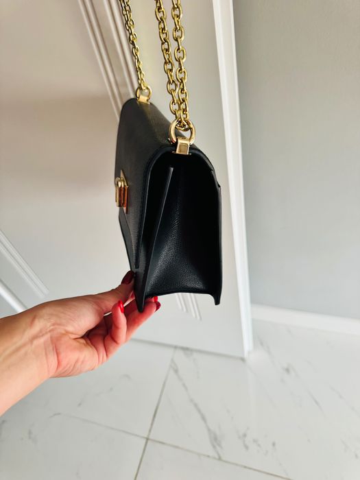 FURLA и GUESS дамски черни чанти