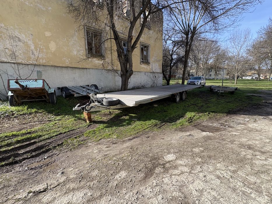 Двойна платформа под наем