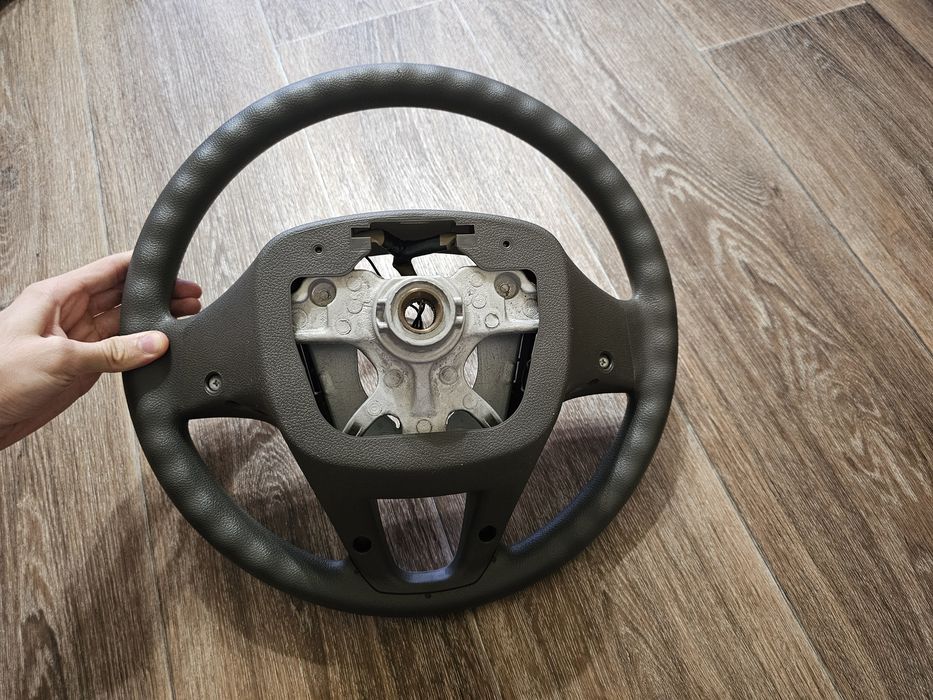 Продам руль хендай акцент/Hundai accent