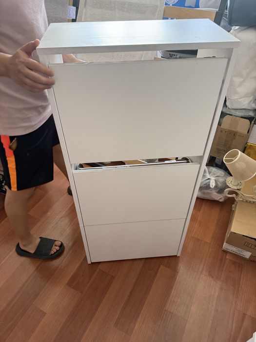 Обувница почти новая