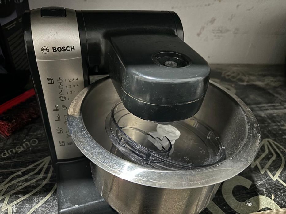 Продаю кухонный комбайн BOSCH