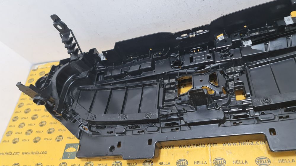Grila masca radiator bara fata trager BMW 5 G60 G61 i5 G9x 5A1D079