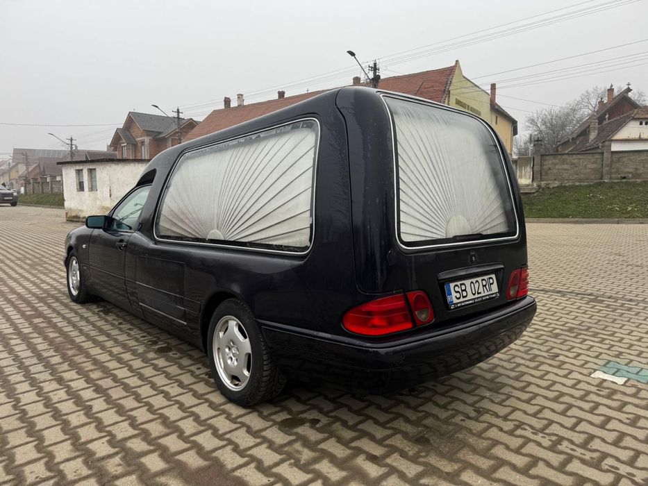 Mercedes E220 SD Funerar / Dric *Automat*