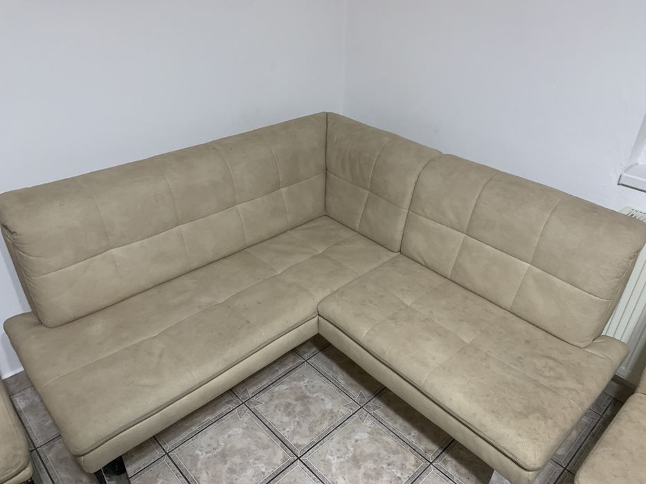 Curatare canapele la domiciliu