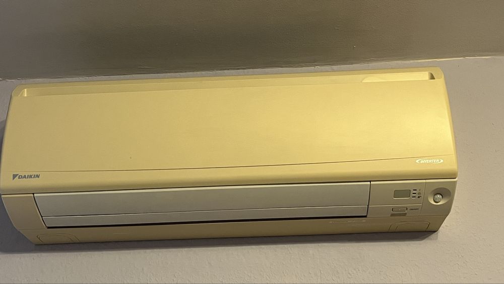 Климатици дайкин/ daikin FTXS25J2V1B, FTXS35J2V1B