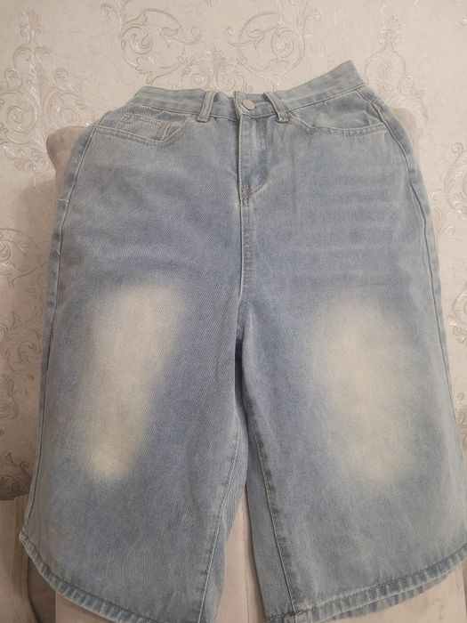 Молодежные джинсовые шорты