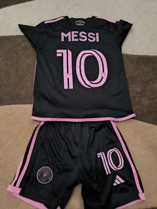 Детски оригинален екип и тениски