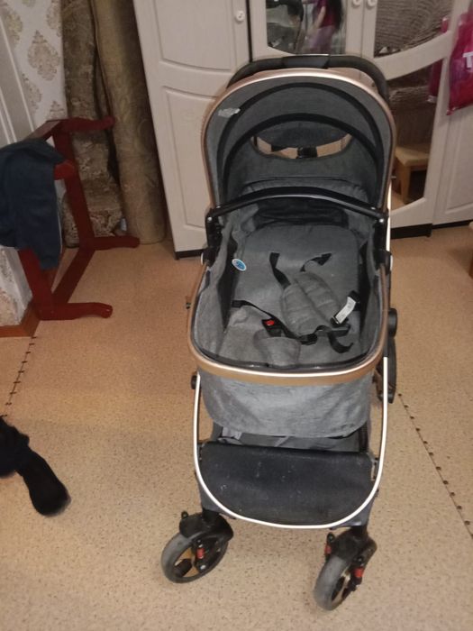 Продам коляску в хорошем сост