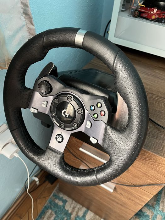 Vând Logitech G920(volan+pedale)